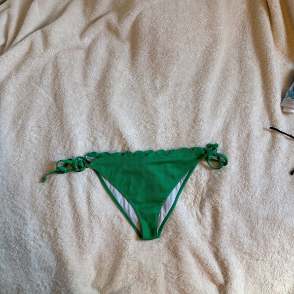 Green Bikini Set, Cheeky, Size 12, Excellent Condition - Picture 3 of 5